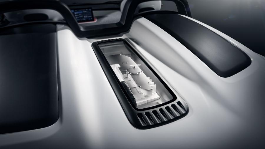 Детали интерьера Fiat 500e Concept by Harman (FF) 2019 года  (фото 4 из 10)